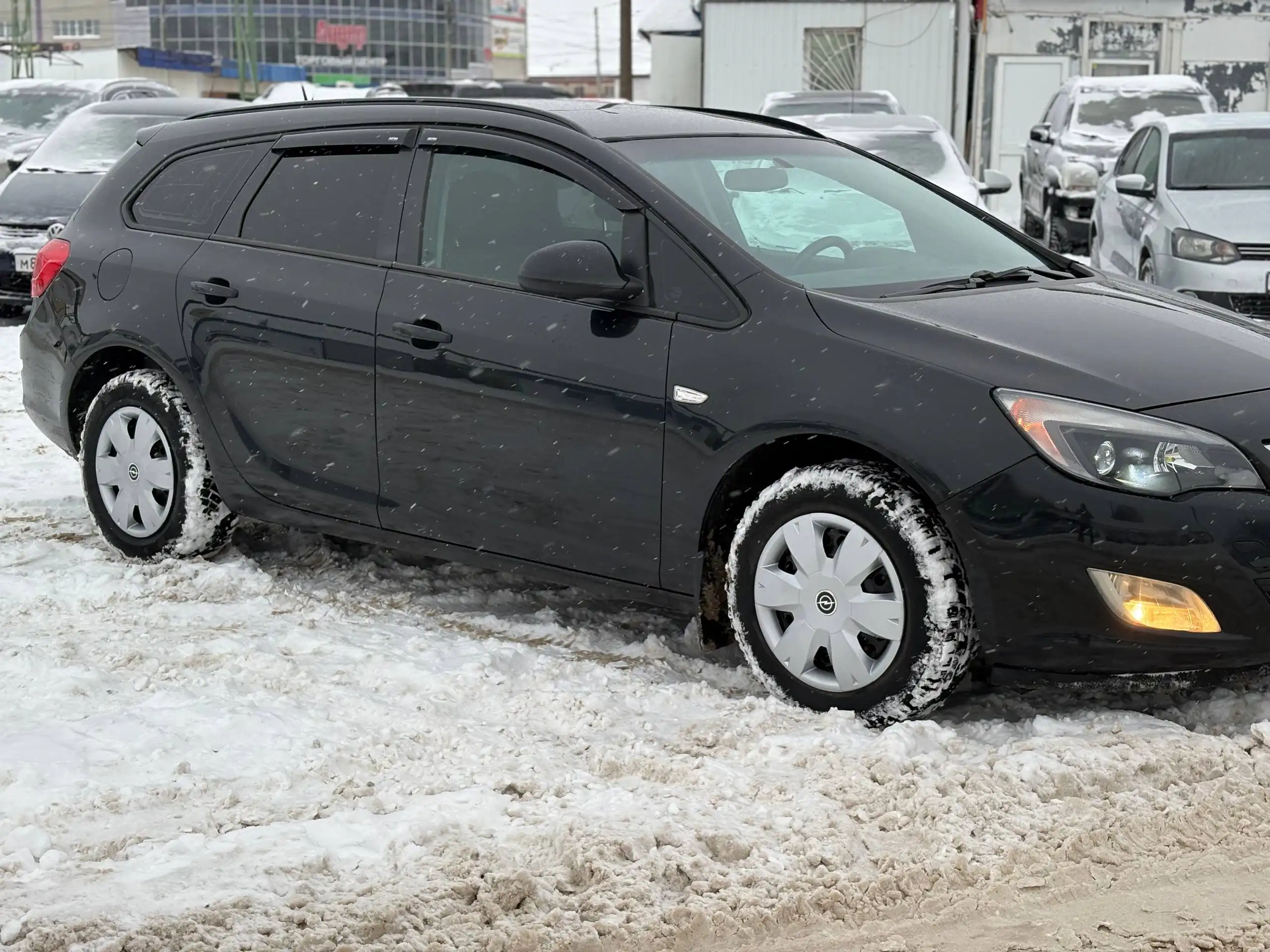 Opel Astra J 2012 года в отличном состоянии - Легковые автомобили (Авто) в Канаш