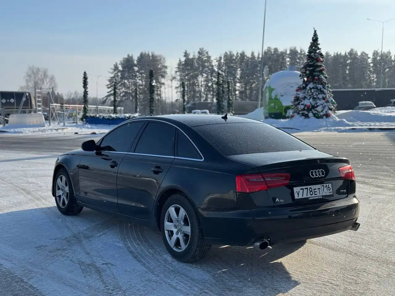 Audi A6 2014 года с полным АКПП и бесключевым доступом - Легковые автомобили (Авто) в Нижнекамск
