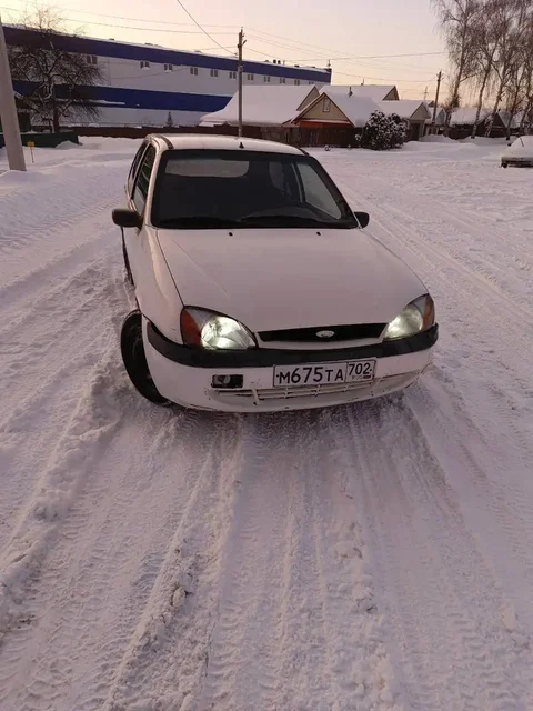 Форд Фиеста 2000 год - Авто в Уфа