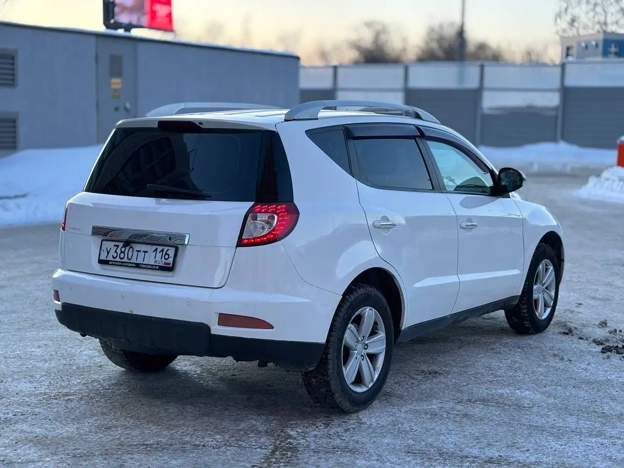 Geely Emgrand X7 2015 года - Легковые автомобили (Авто) в Казань