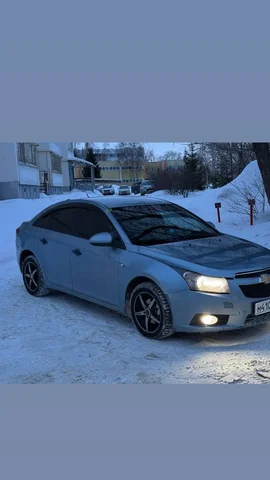 Автомобиль 2013 г.в. с пробегом 200 тыс. км - Легковые автомобили в Набережные Челны