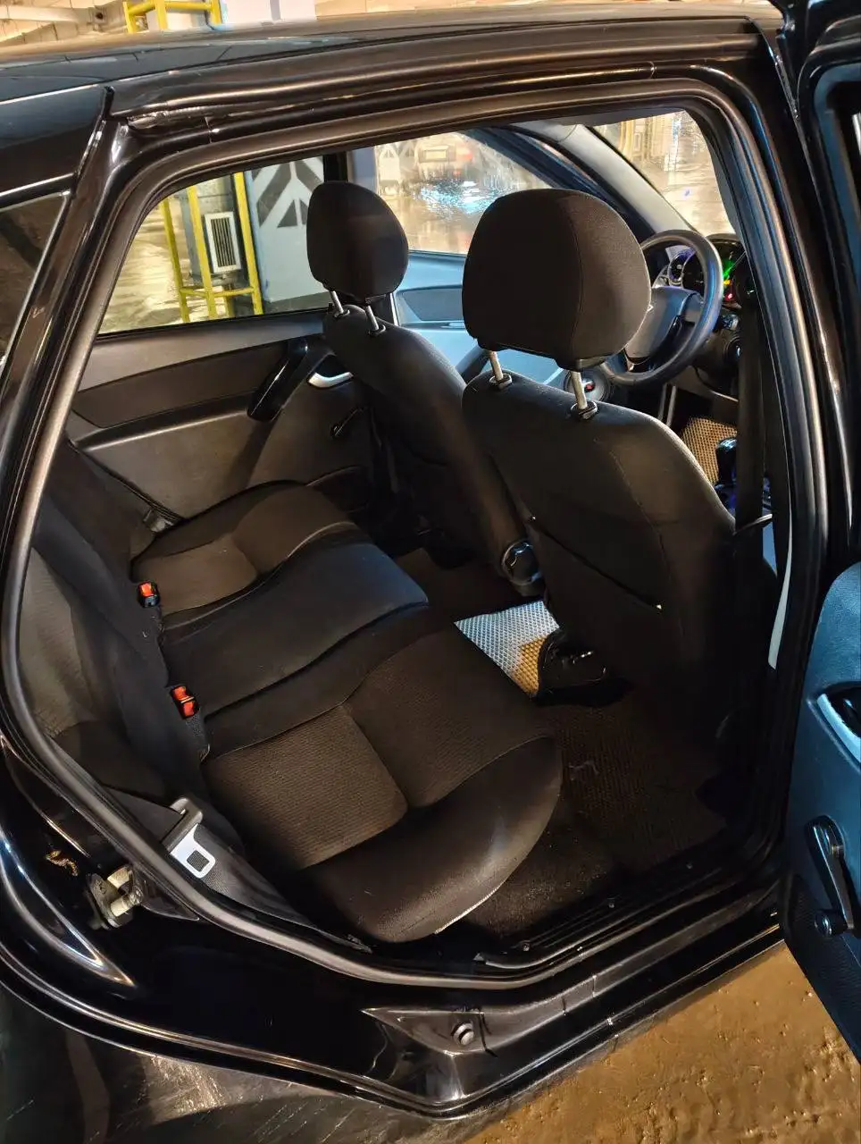 Продажа Лада Калина 2 Хэтчбек 2013 года - Легковые автомобили (Авто) в Уфа