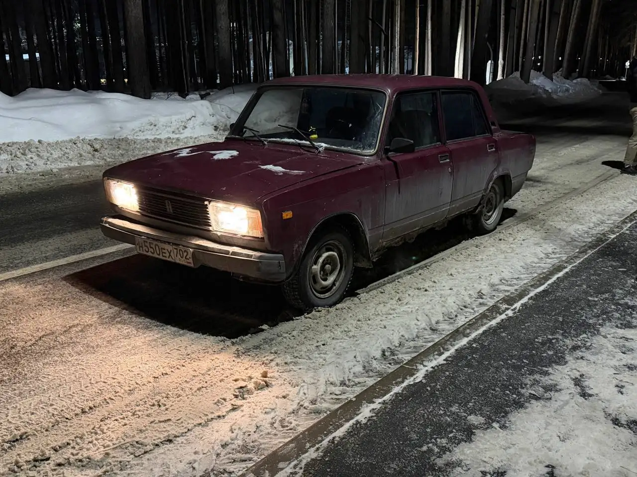 Продажа ВАЗ 2105 2000 года выпуска - Легковые автомобили (Авто) в Уфа