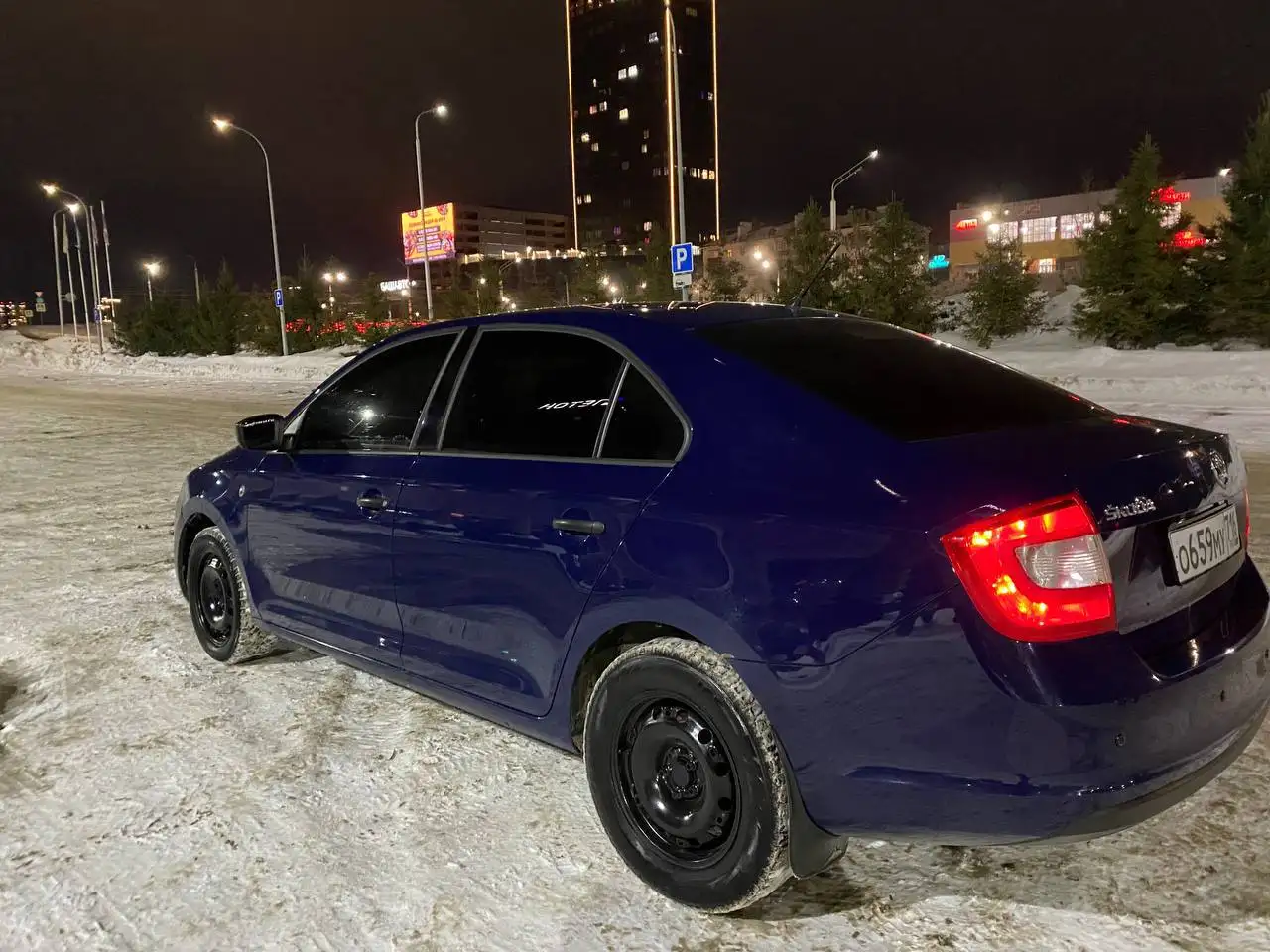 Школа рапид 2015 года с пробегом 140к - Легковые автомобили (Авто) в Уфа