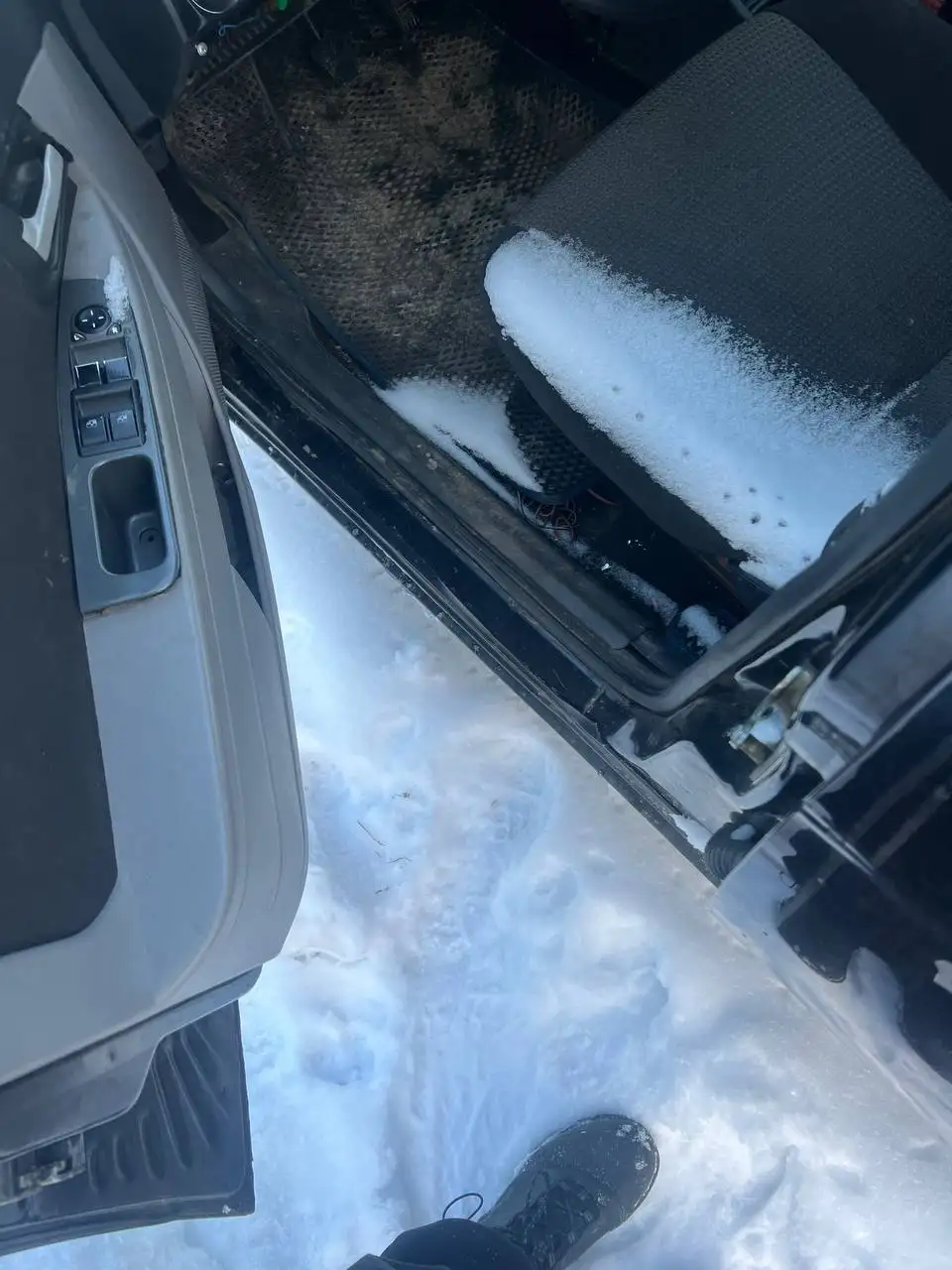 Продам Эур Стеклаши 16рь 2010г - Легковые автомобили (Авто) в Уфа