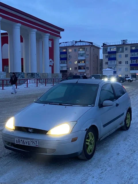 Форд Фокус 1 2.0 с документами - Легковые автомобили в Стерлитамак