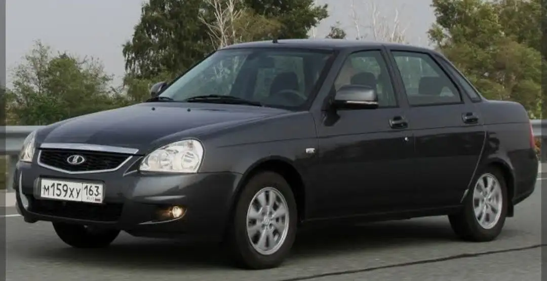 Куплю Лада Приора седан - Легковые автомобили (Авто) в Уфа