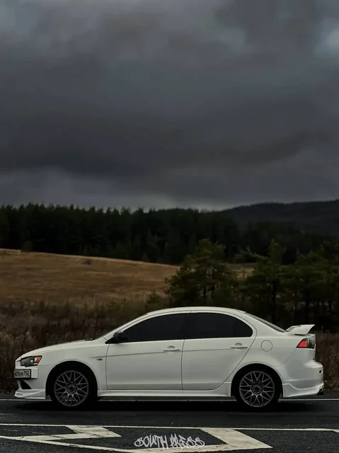 Продается Mitsubishi Lancer X 2014 года - Минивэны в Уфа