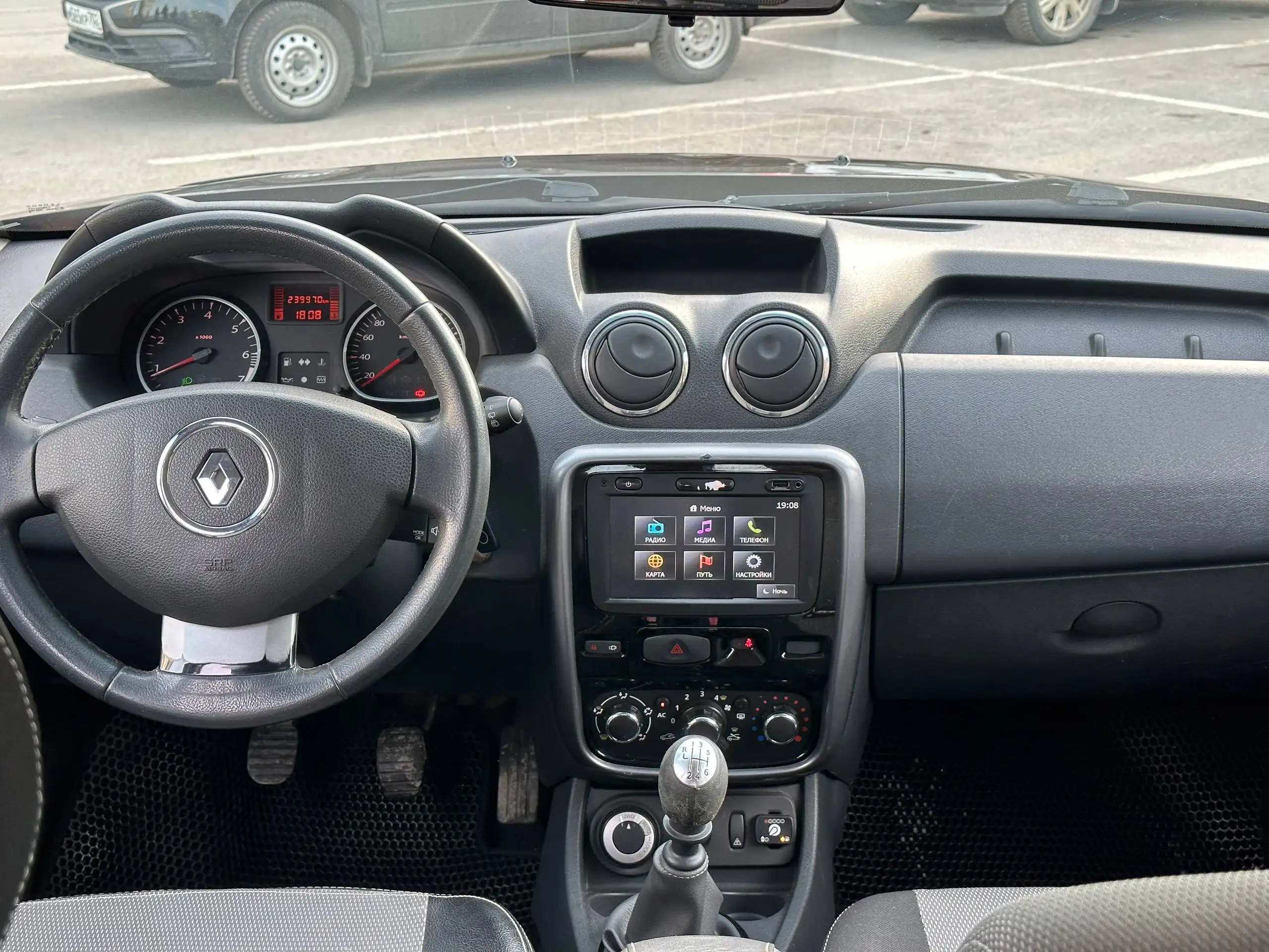 Продажа Renault Duster 2013 года в Уфе - Легковые автомобили (Авто) в Уфа