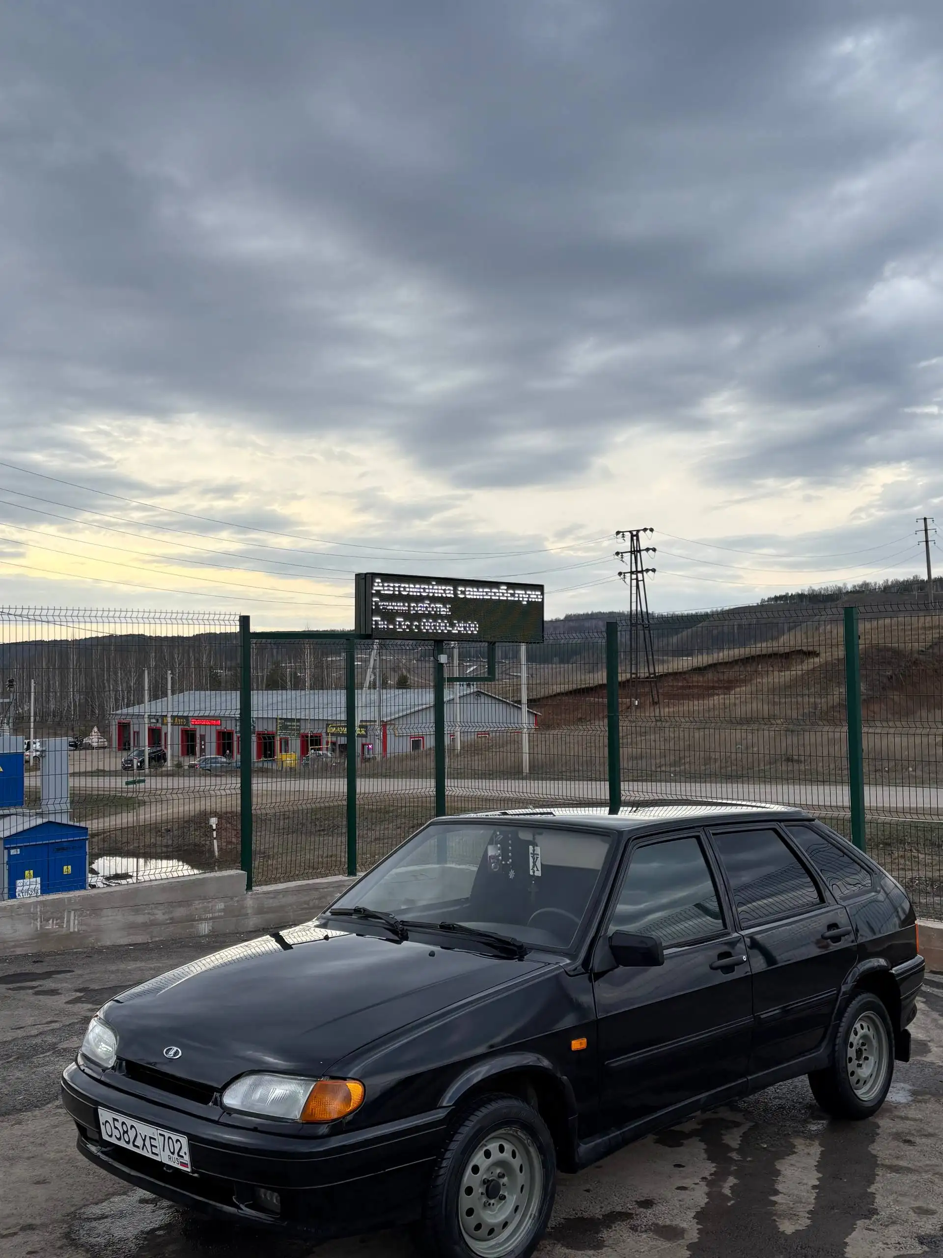 Продажа ВАЗ 2114 2013 года - Легковые автомобили (Авто) в Уфа