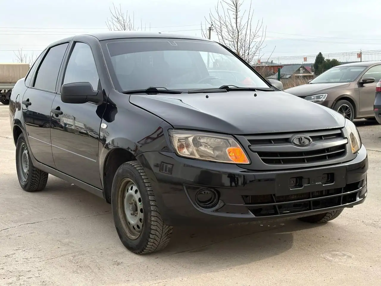 LADA GRANTA в отличном состоянии с ЭУР и ГБО - Легковые автомобили (Авто) в Нижнекамск