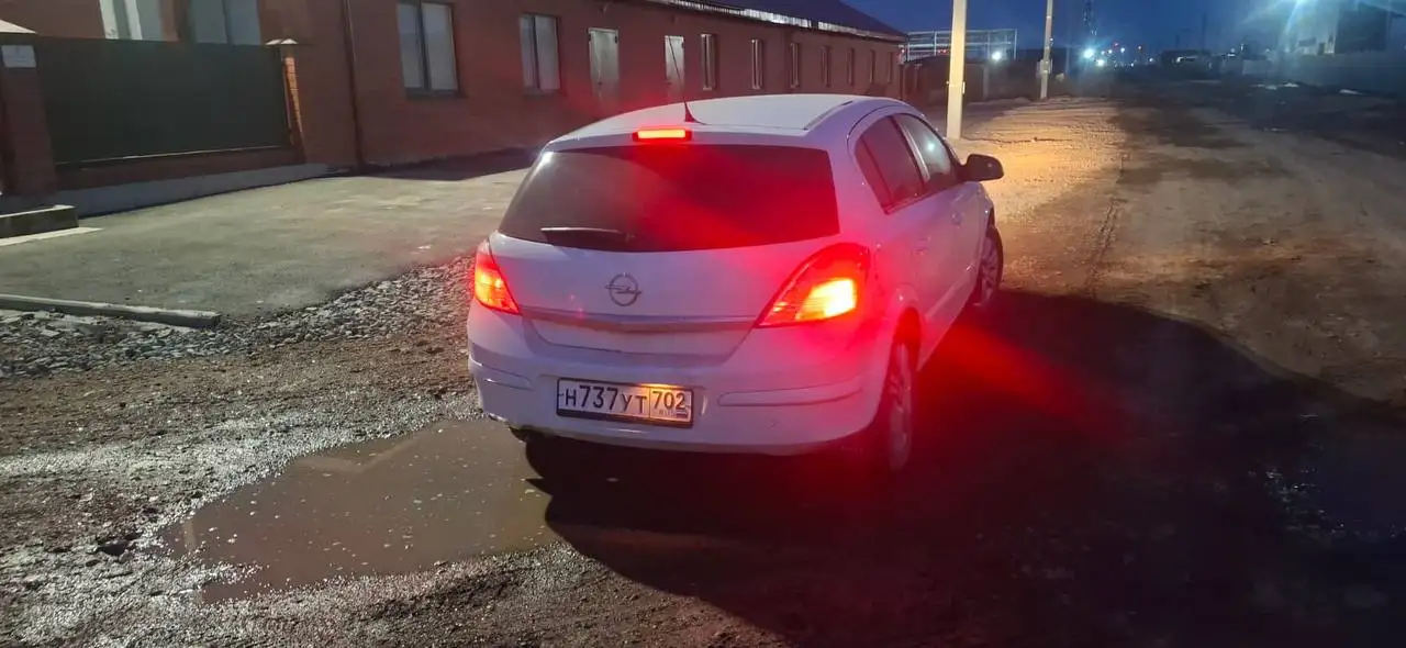 Продажа Opel Astra 2011 года с хорошим состоянием - Легковые автомобили (Авто) в Уфа