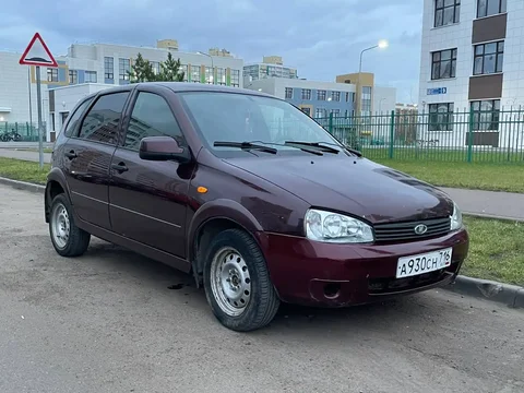 Продажа автомобиля 2011 года выпуска с 4-х запасными колесами и 2 ESP в Набережных Челнах - Разбор в Набережные Челны