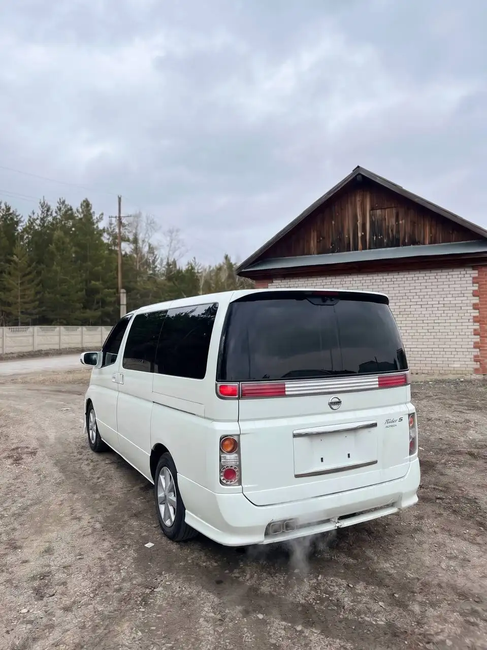 Продажа Nissan Elgrand 2010 года - Авто в Уфа