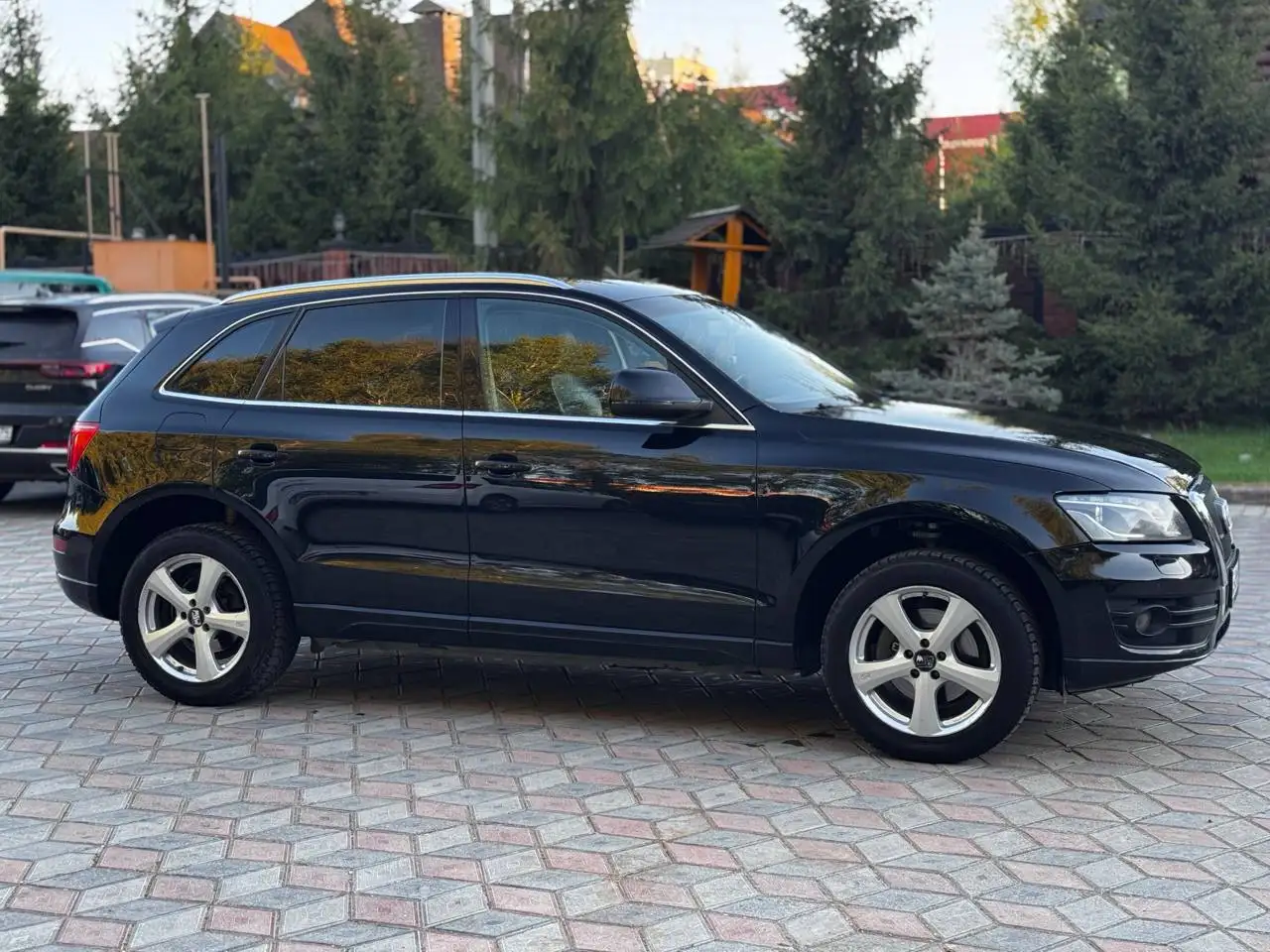 Audi Q5 2008 - Авто в Магнитогорск