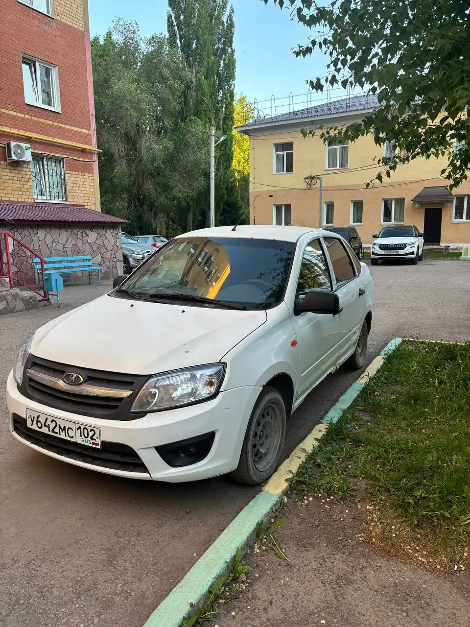 Лада Гранта 2013 год - Легковые автомобили (Авто) в Уфа