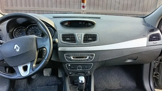 Продается автомобиль 2012 года - Автомобили с пробегом в Уфа