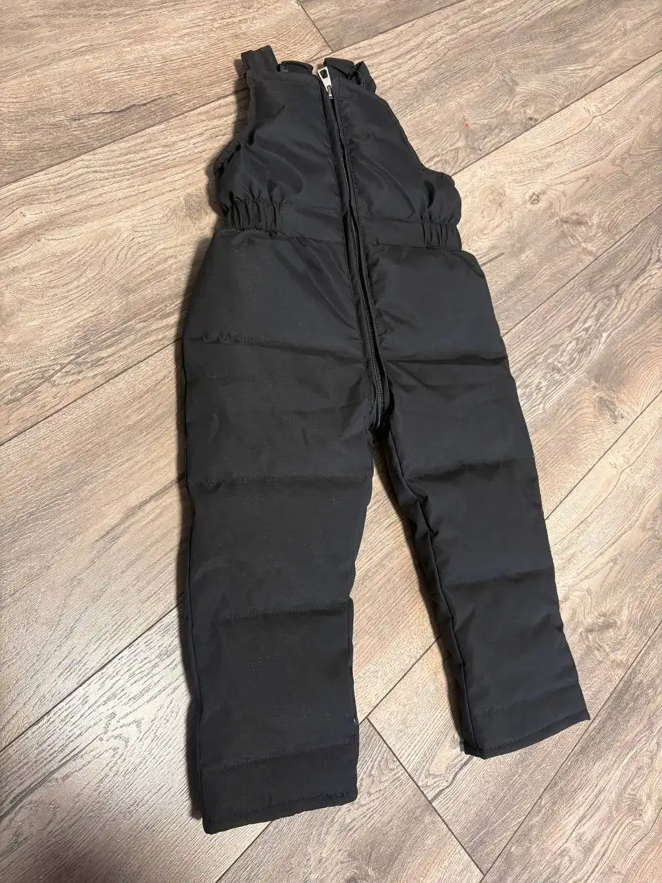 Продается зимний комбинезон