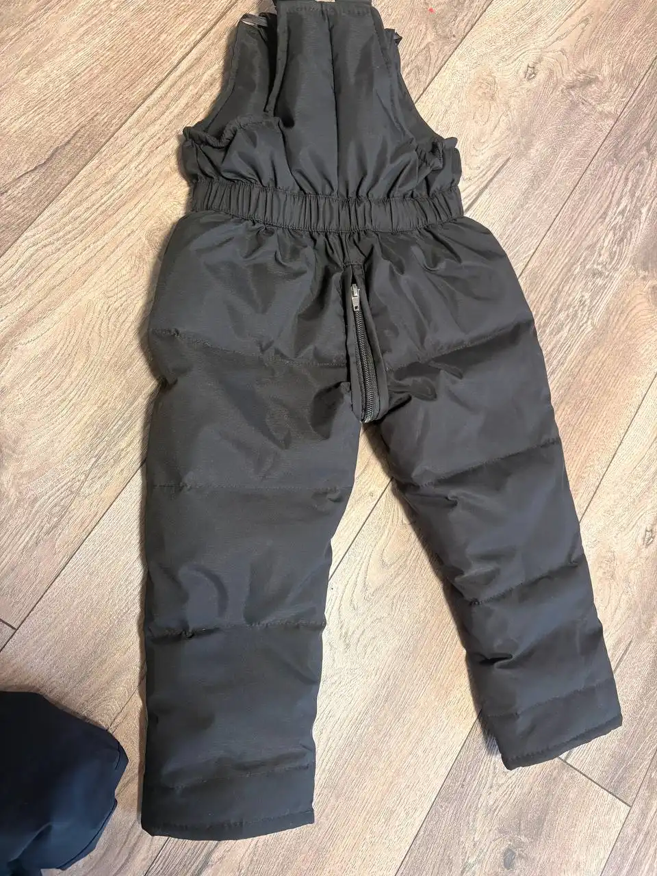 Продается зимний комбинезон