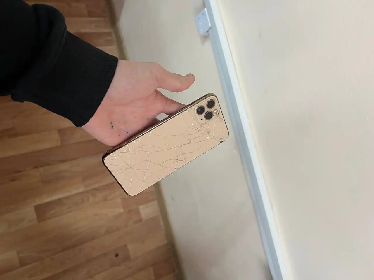 Продам iPhone 11 Pro Max 256 GB