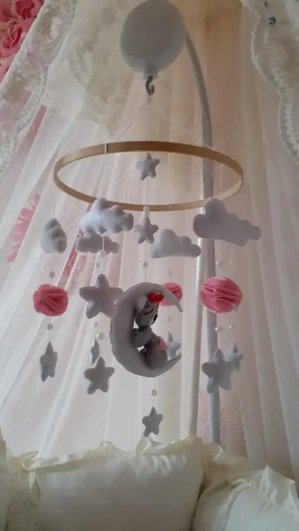 Продажа мобиля с игрушками в кроватку с музыкальным блоком