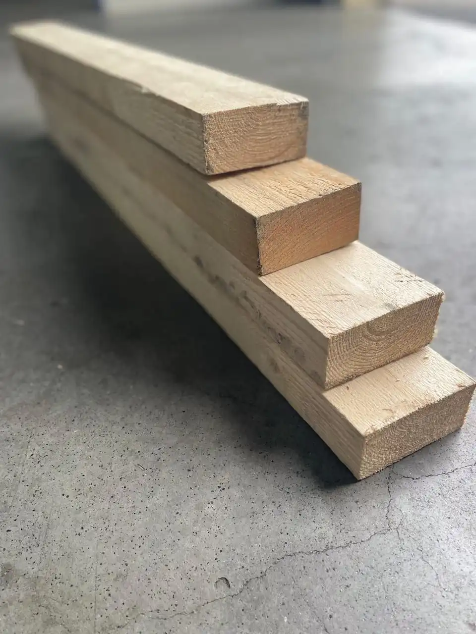 Доска-брусок и фанера полосы