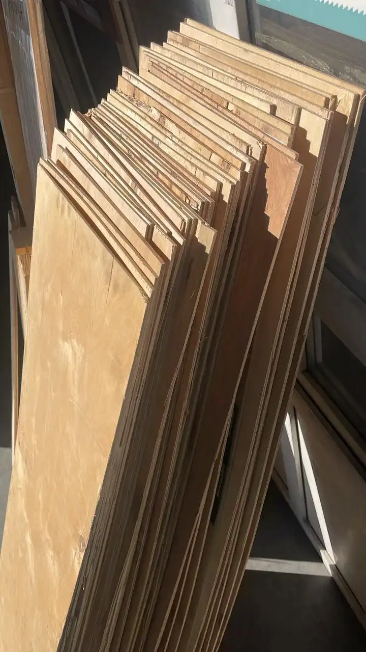 Доска-брусок и фанера полосы