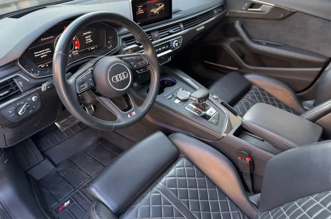 Audi S4 2019 СРОЧНАЯ ПРОДАЖА - Легковые автомобили (Авто) в Москва
