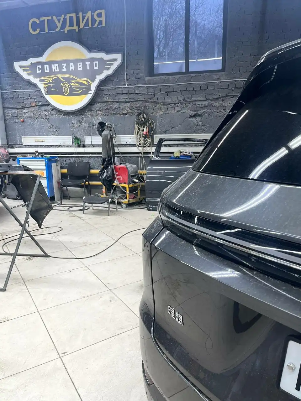 Бесследное удаление вмятин на кузове автомобиля без покраски - Авторемонт (Услуги) в Москва