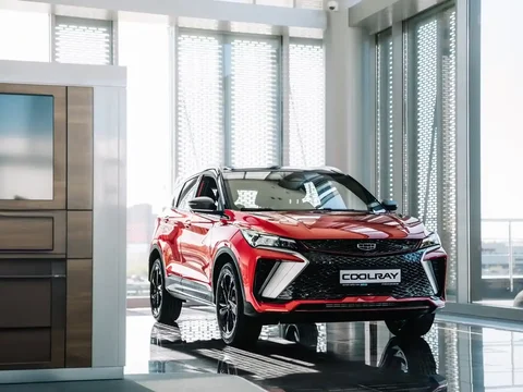 Купить новую Geely в Москве по сниженным ценам - Гос номера в Москва