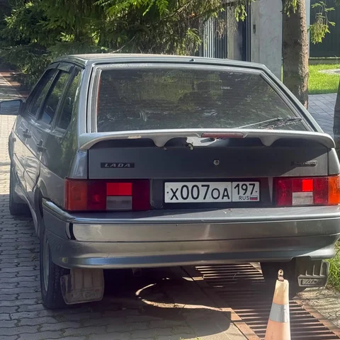 Автомобиль на ходу с диагностической картой - BMW M5 в Москва