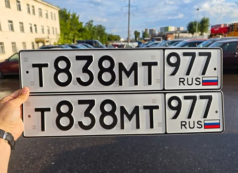 Госномера Т838МТ977 - BMW M5 в Москва