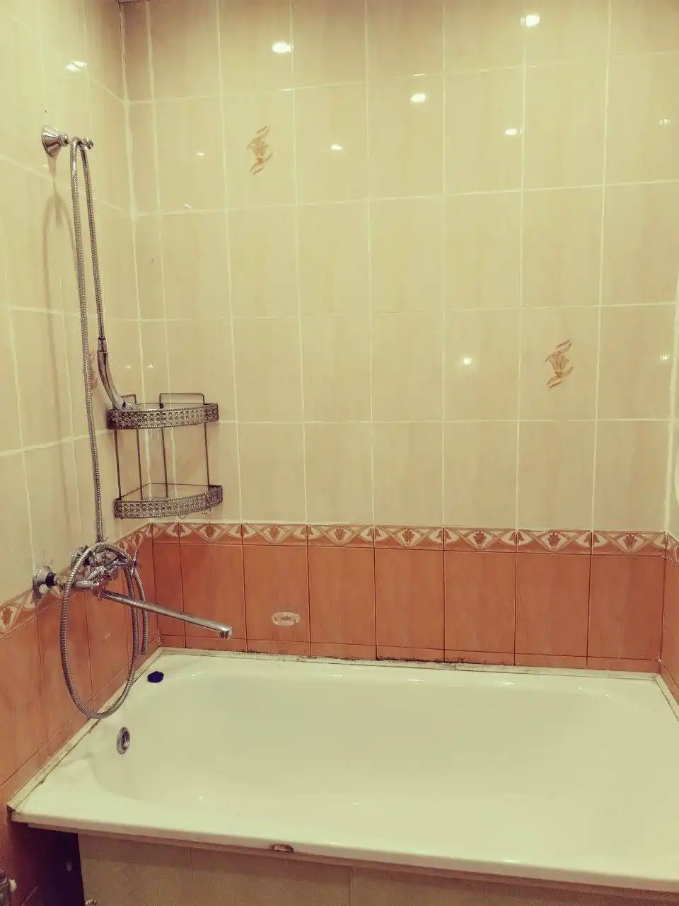 Сдам 2-комнатную квартиру на улице Стопани 63