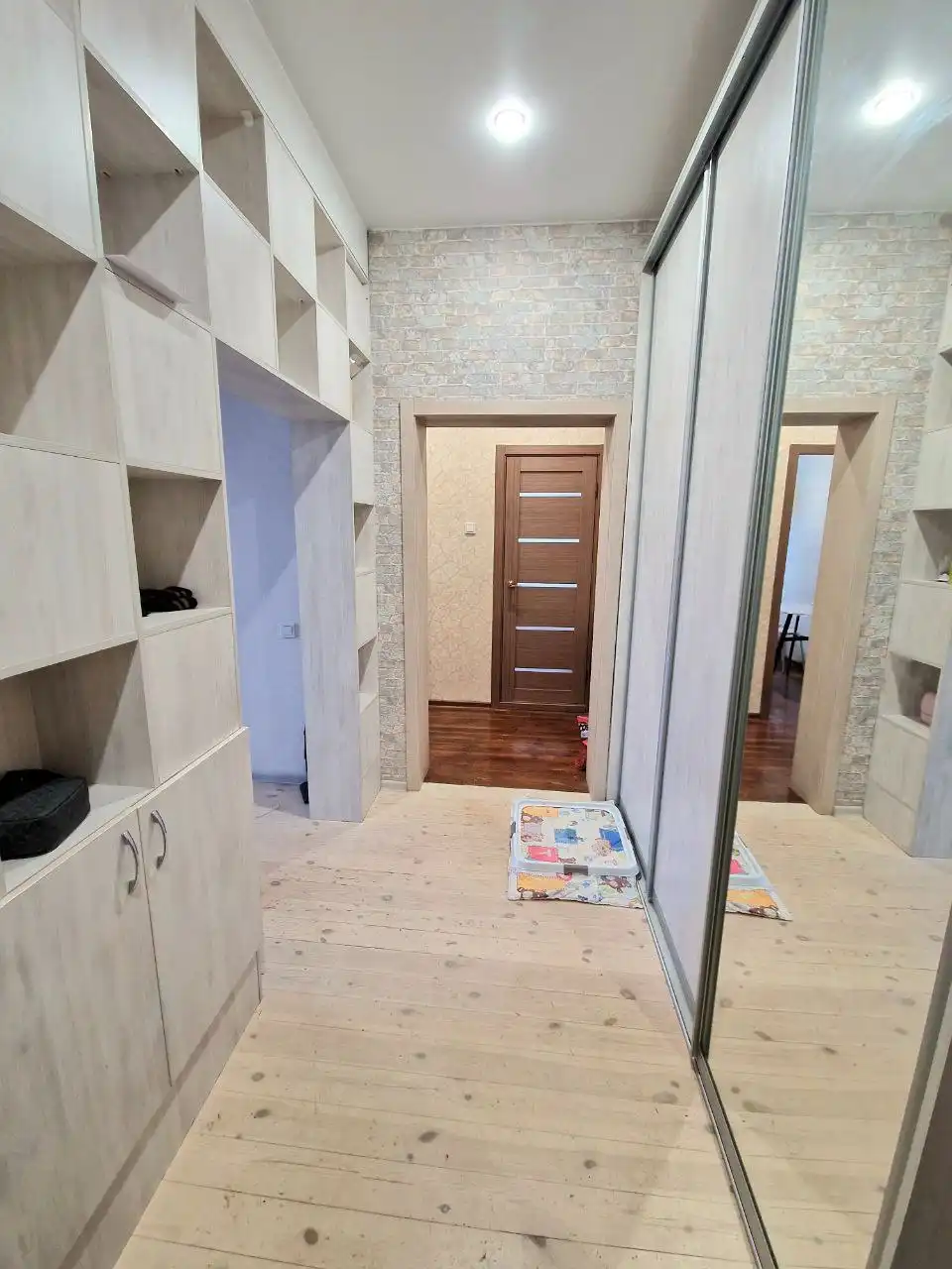 Продажа 3-комнатной квартиры в Сталинке на Тургенева