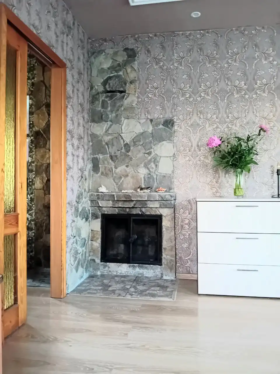 Продается уютный дом с капитальным ремонтом в Иркутской области - Недвижимость в Иркутская Обл.