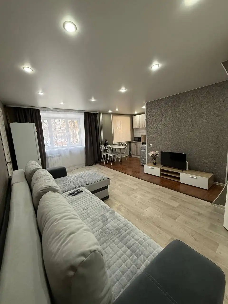 Продам двухкомнатную квартиру в Иркутской области - Недвижимость в Иркутская Обл.