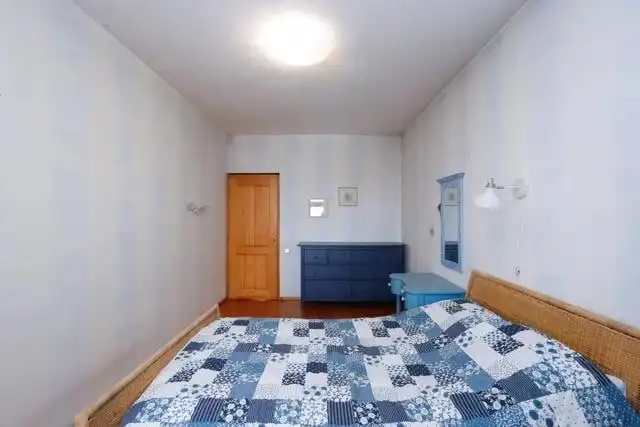 Продажа 3-комнатной квартиры с эркерными окнами - Квартиры (Недвижимость) в Иркутская Обл.