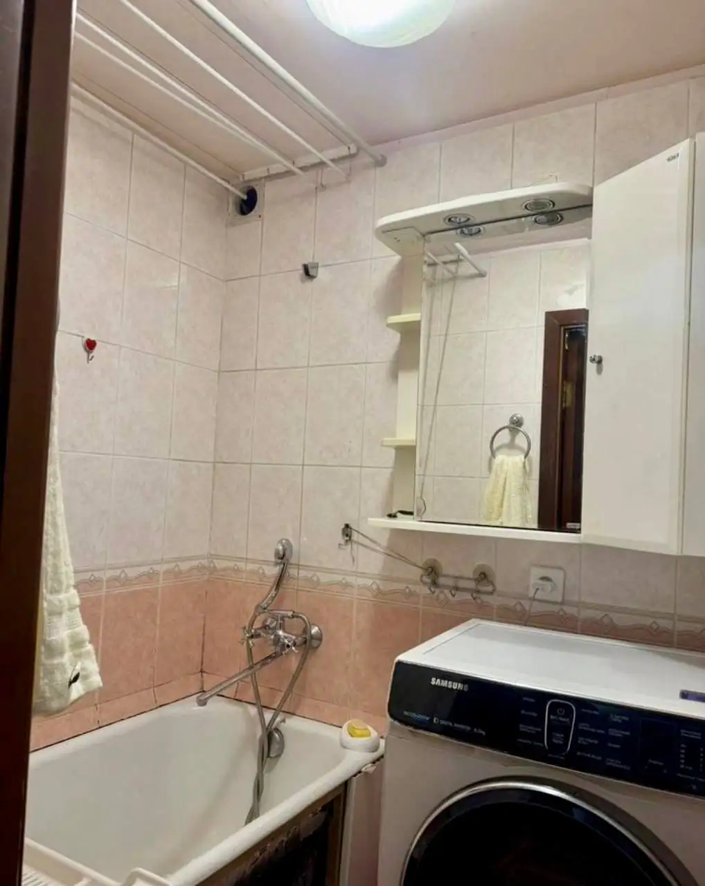 Сдается 2-комнатная квартира в мкр. Первомайский - Недвижимость в Иркутская Обл.