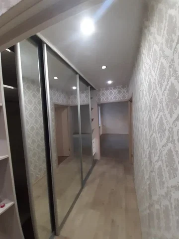 Продажа 3-комнатной квартиры в Иркутске, Первомайский район - Аренда коммерческой недвижимости в Иркутск