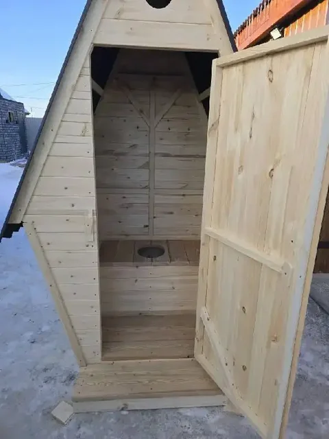 Туалет ромб в наличии - Недвижимость в Иркутская Обл.