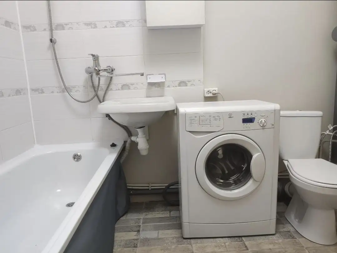 Студия в Иркутске на длительный срок - Аренда жилья (Недвижимость) в Иркутск