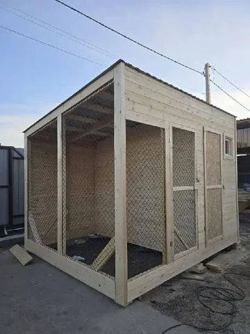 Продажа зимнего курятника 2,5м на 3м - Хозяйственные постройки в Иркутская Обл.