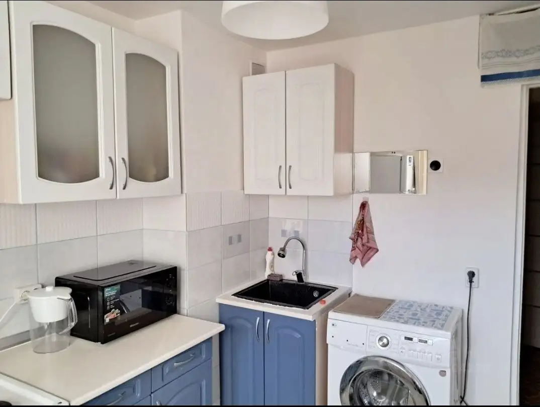 Сдам 2-комнатную квартиру на длительный срок в Иркутске - Аренда квартир (Недвижимость) в Иркутск