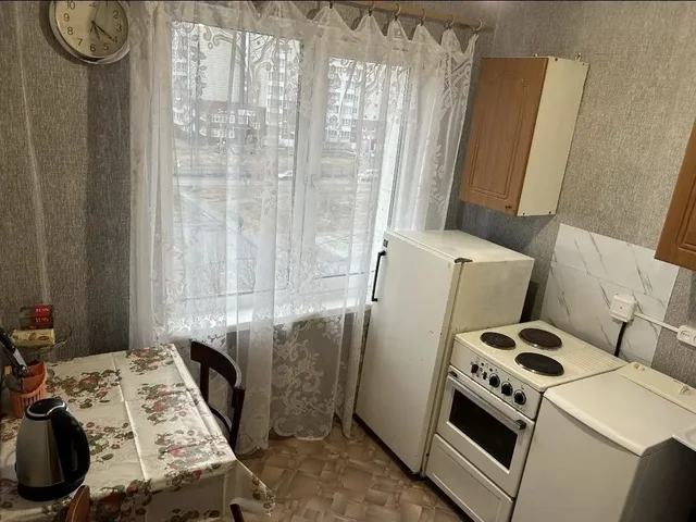 Сдам 1-к квартиру в Иркутске - Комнаты в Иркутск