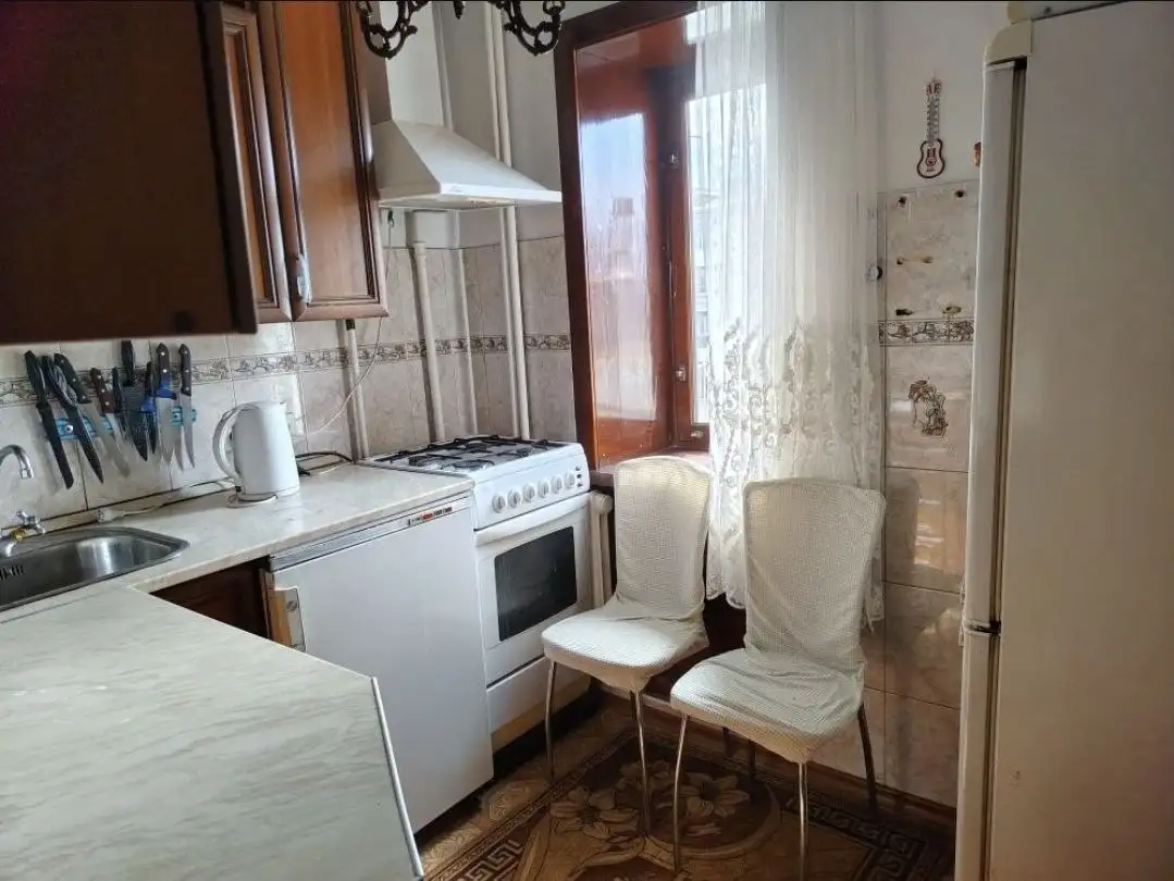 Сдам 2-комнатную квартиру на длительный срок - Квартиры посуточно/долгосрочно (Недвижимость) в Иркутск