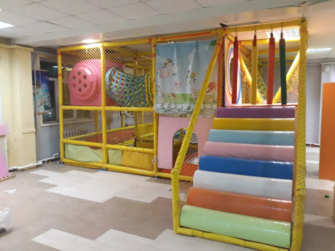 Продажа оборудования из игровой комнаты - Услуги в Иркутск