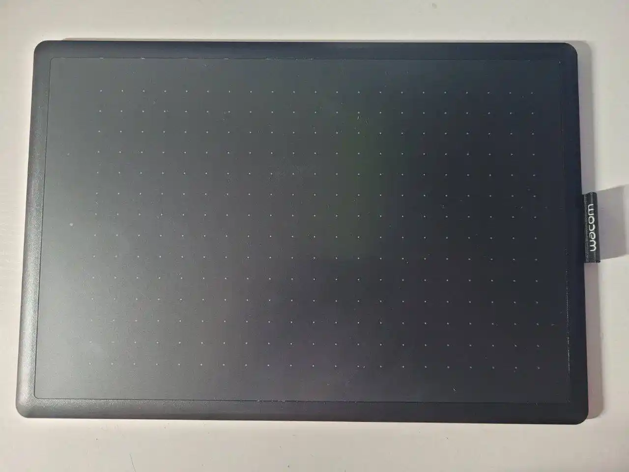 Графический планшет One by Wacom