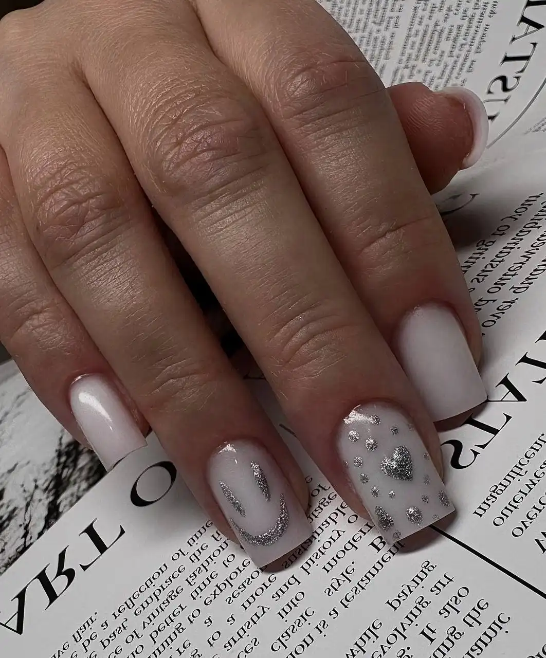 Маникюр и педикюр на дому в Солнечном районе