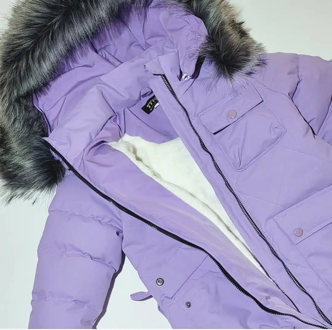 Распродажа зимней куртки размер 134