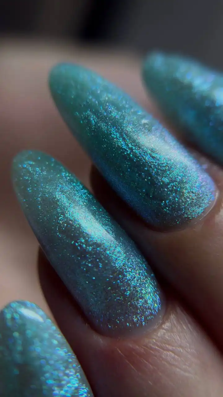 Маникюр, педикюр и дизайн ногтей на дому